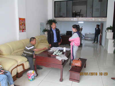 【人社局】縣勞動(dòng)保障監(jiān)察局與市場(chǎng)監(jiān)管部門(mén)開(kāi)展聯(lián)合執(zhí)法檢查